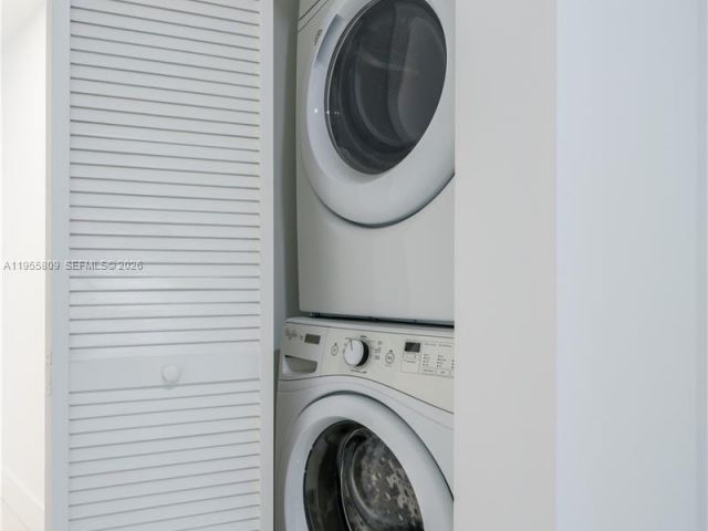 Apartment for sale  Unit #1704 - photo 7339946