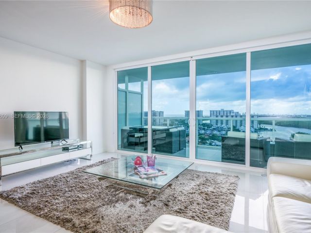 Apartment for sale  Unit #1704 - photo 7339958