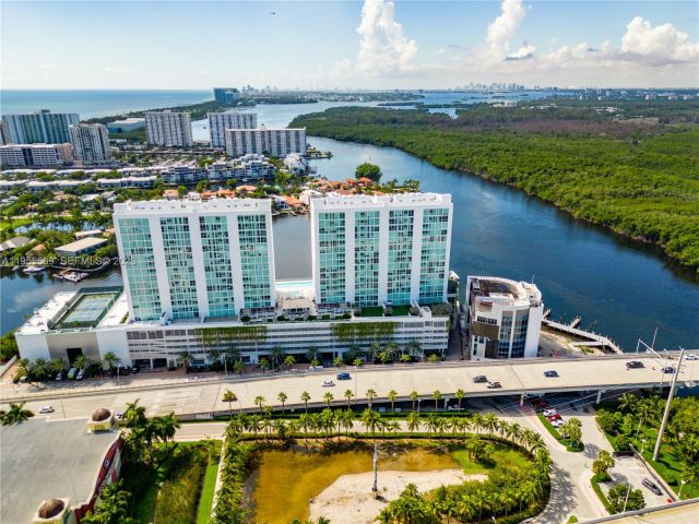 Apartment for sale  Unit #1704 - photo 7339964