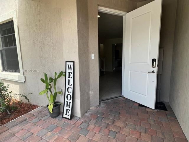 3-bedroom home for sale in Homestead - 24851 SW 114th Ct - MondialRealty