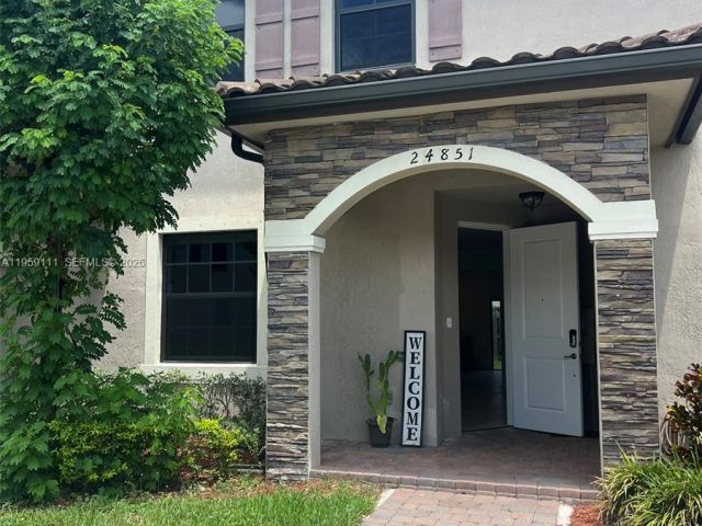 3-bedroom home for sale in Homestead - 24851 SW 114th Ct - MondialRealty