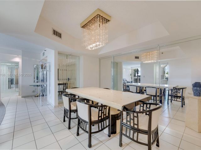 Apartment for sale  Unit #M6 - photo 7475093