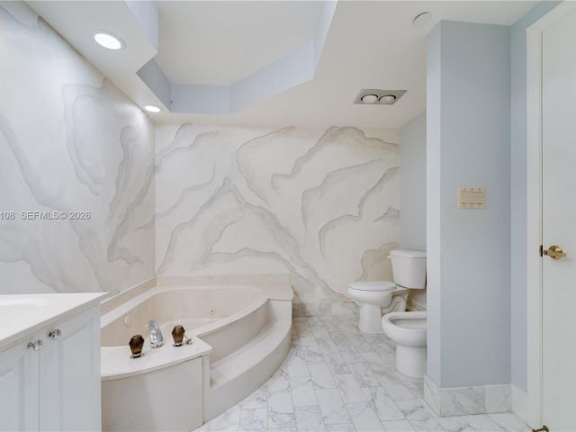 Apartment for sale  Unit #M6 - photo 7475113