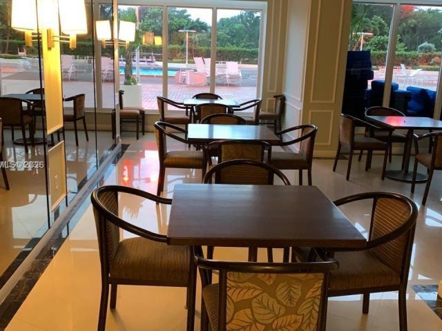 Apartment for rent  Unit #318 - photo 7501919