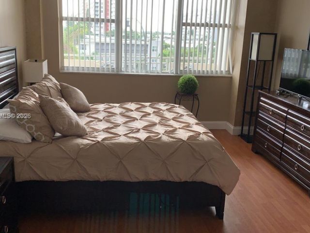 Apartment for rent  Unit #318 - photo 7501922