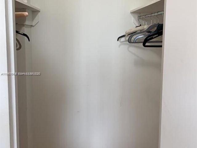 Apartment for rent  Unit #318 - photo 7501929