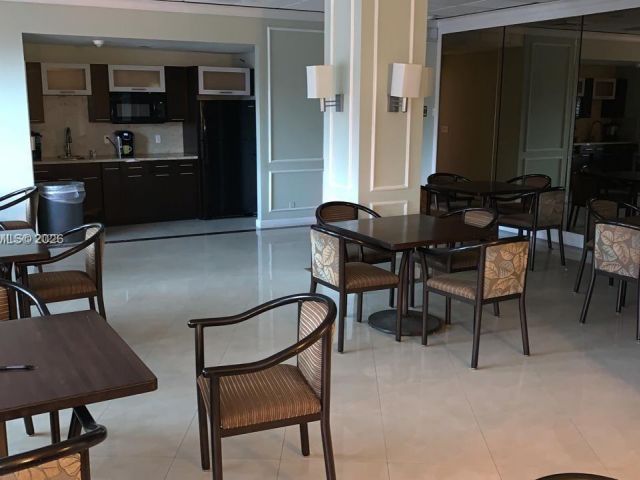 Apartment for rent  Unit #318 - photo 7501936