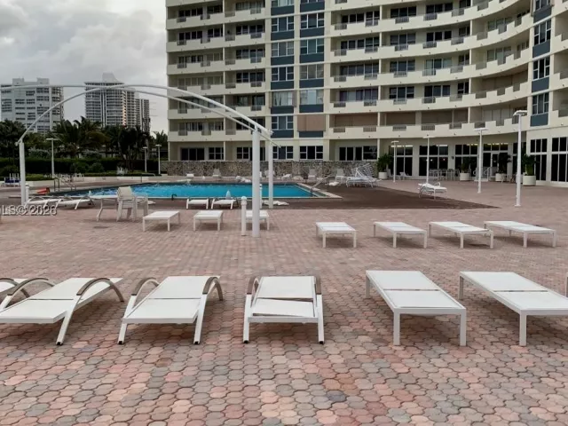 1-bedroom condo for rent in Hallandale Beach - 3180 S Ocean Dr 318 - MondialRealty
