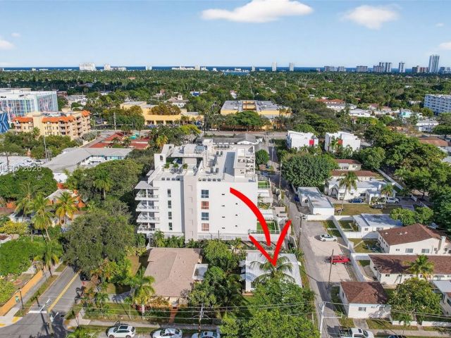 Home for rent at 517 S 19th Ave 517 - photo 7474412