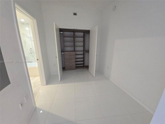 Apartment for sale  Unit #4604 - photo 7344453