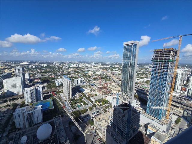 Apartment for sale  Unit #4604 - photo 7344460