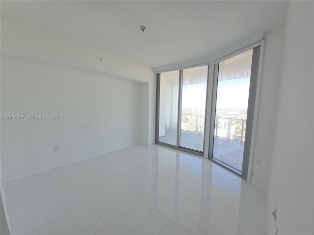 Apartment for sale  Unit #4604 - photo 7344461