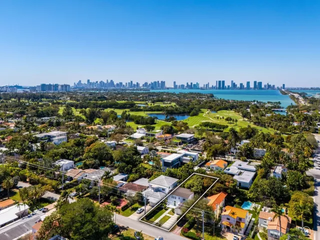 4-bedroom home for sale in Miami Beach - 3166 Royal Palm Ave - MondialRealty