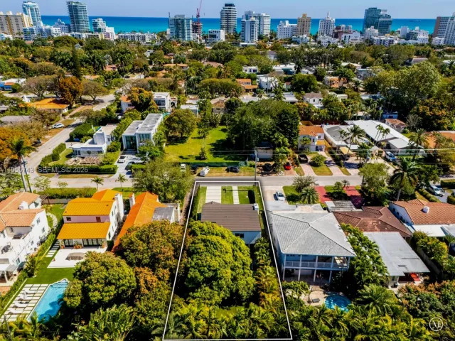 4-bedroom home for sale in Miami Beach - 3166 Royal Palm Ave - MondialRealty