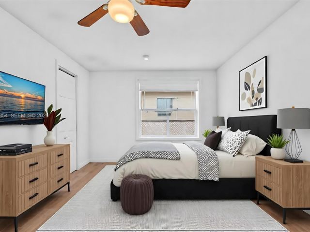 Home for rent at 2800 NW 6th Ct - photo 7445137