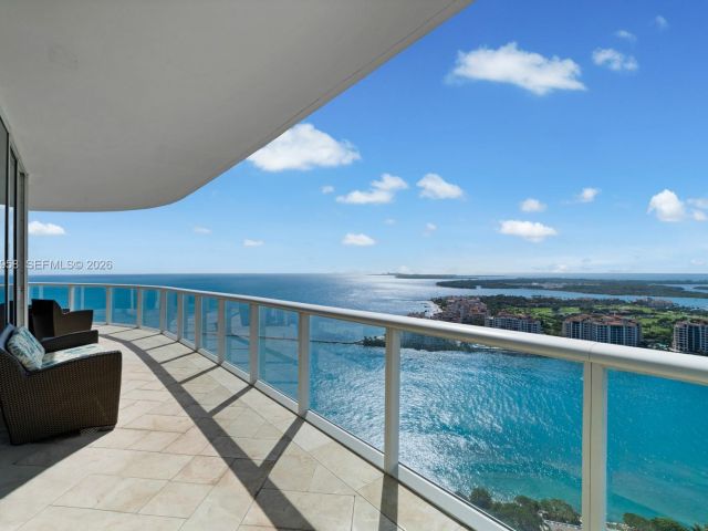 Apartment for rent  Unit #3403 - photo 7428912