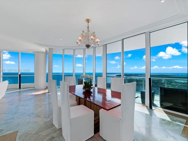 Apartment for rent  Unit #3403 - photo 7428914