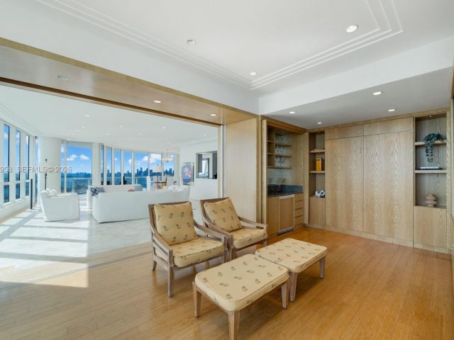 Apartment for rent  Unit #3403 - photo 7428917