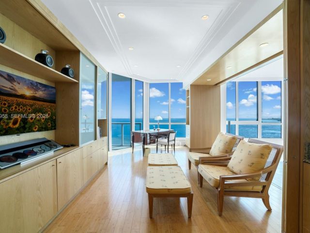 Apartment for rent  Unit #3403 - photo 7428918