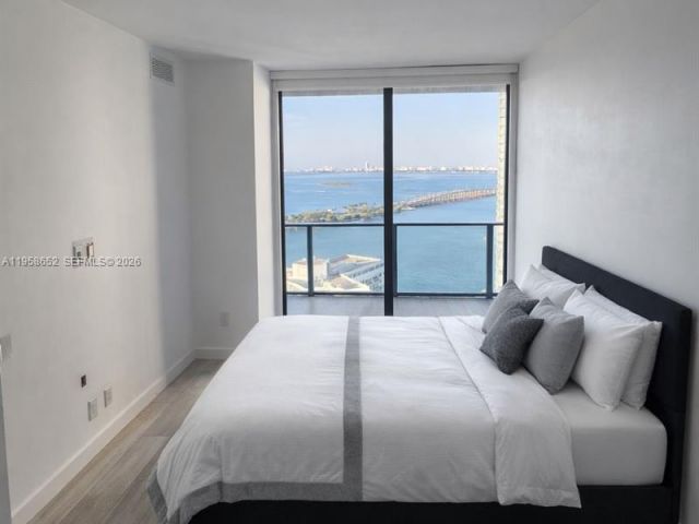 Apartment for sale  Unit #2401 - photo 7344936