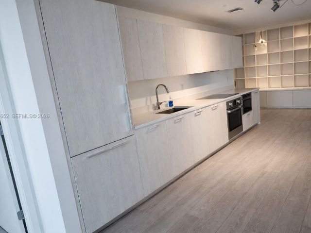 Apartment for sale  Unit #2401 - photo 7344937