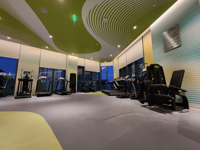 Apartment for sale  Unit #2401 - photo 7472860