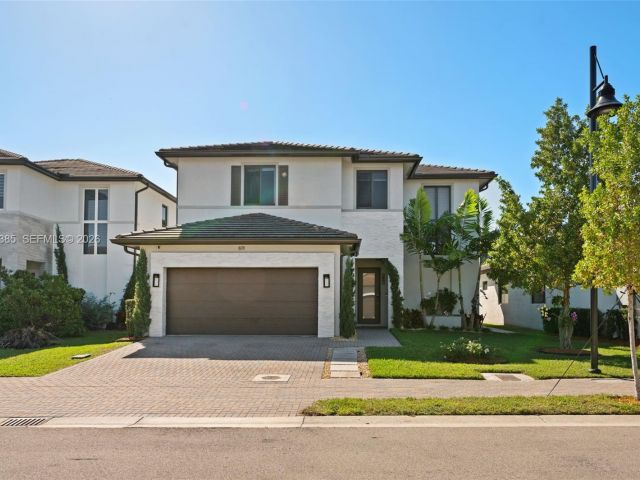 Home for sale at 8118 NW 46th Ter - photo 7427590