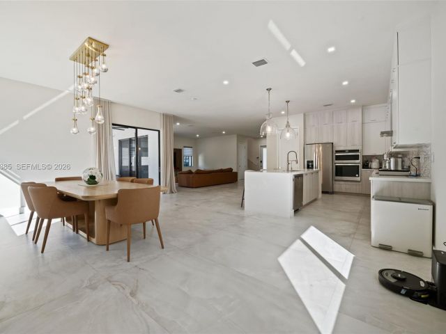 Home for sale at 8118 NW 46th Ter - photo 7427600