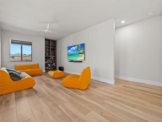 Home for sale at 8118 NW 46th Ter - photo 7427604