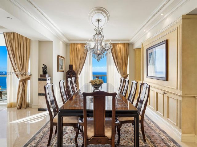 Apartment for sale  Unit #4103 - photo 7345605