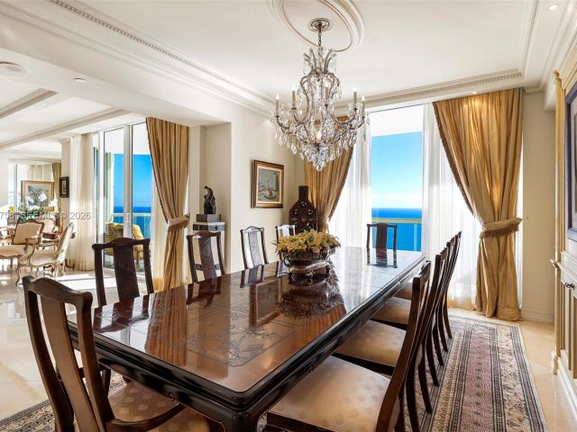 Apartment for sale  Unit #4103 - photo 7345608