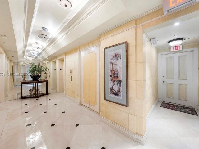 Apartment for sale  Unit #4103 - photo 7345630