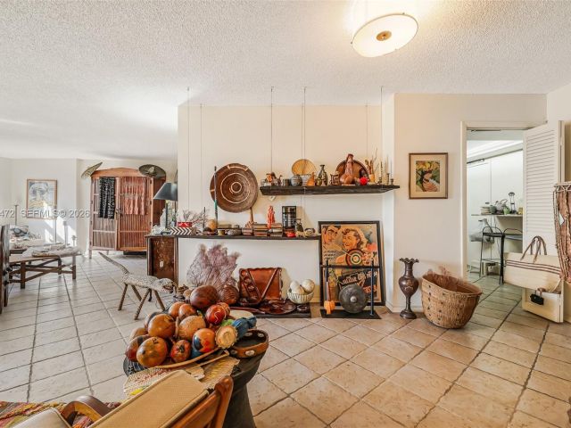 Apartment for sale  Unit #833 - photo 7448788