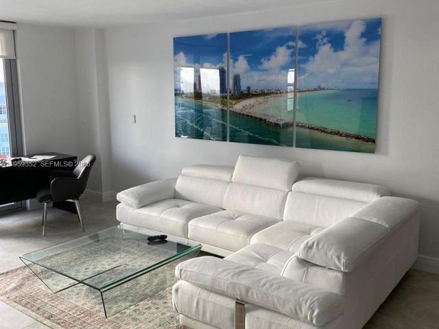 Apartment for rent  Unit #1705 - photo 7347265