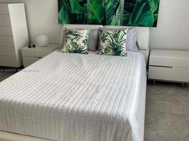 Apartment for rent  Unit #1705 - photo 7347266