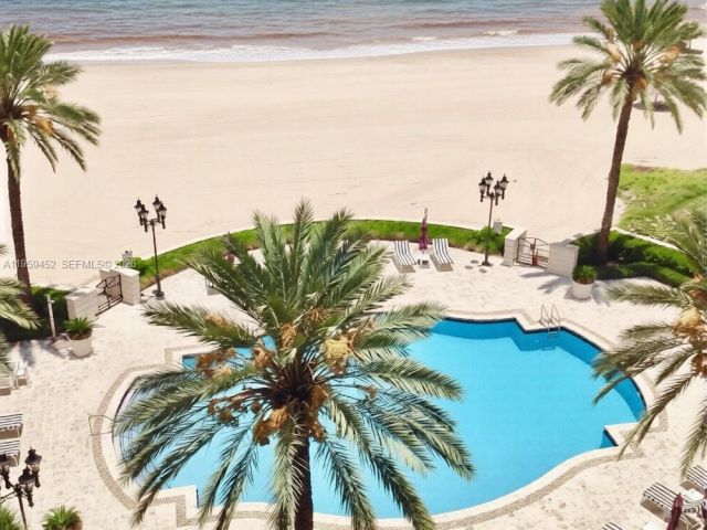 Apartment for sale  Unit #7662 - photo 7342944