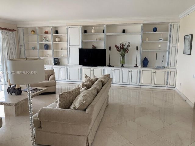 Apartment for sale  Unit #7662 - photo 7342945