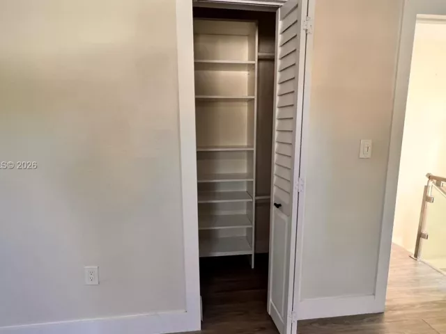 3-bedroom home for rent in Miami - 3538 SW 17th St 1B - MondialRealty