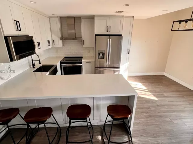 3-bedroom home for rent in Miami - 3538 SW 17th St 1B - MondialRealty