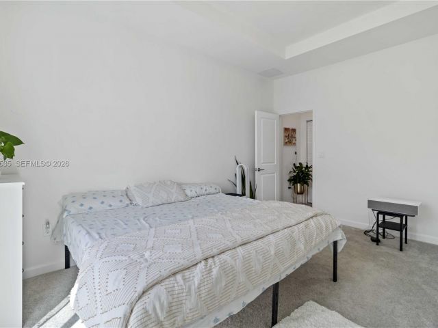4-bedroom home for rent in Homestead - 760 SE 13th Ct - MondialRealty