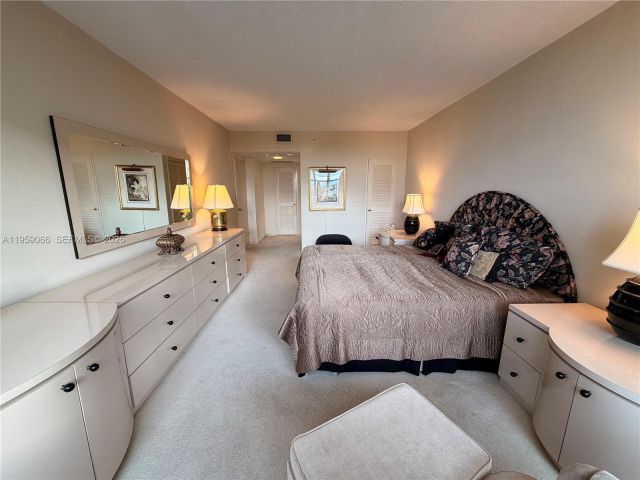 Apartment for sale  Unit #720 - photo 7347886