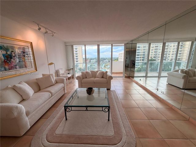 Apartment for sale  Unit #720 - photo 7347904