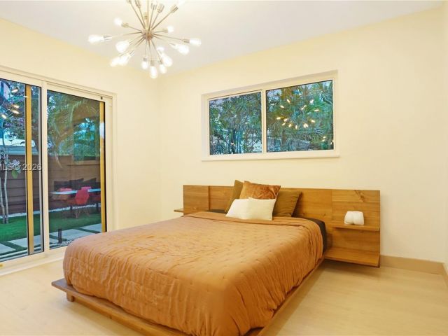 Home for sale at 2749 NE 10th Ave - photo 7515644