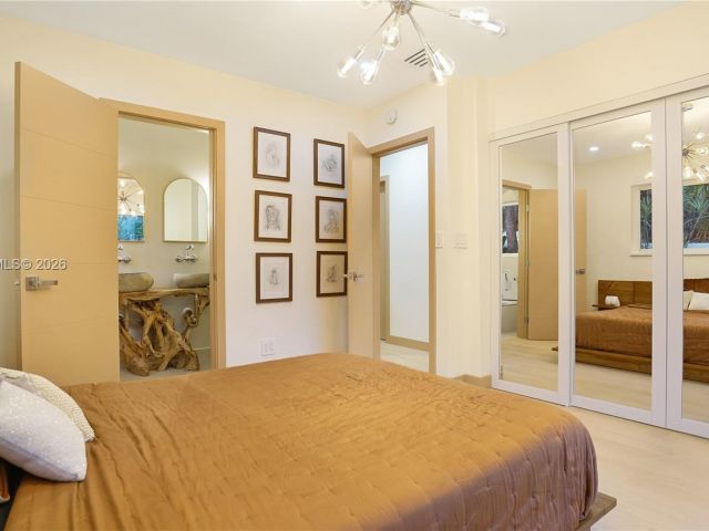 Home for sale at 2749 NE 10th Ave - photo 7515646