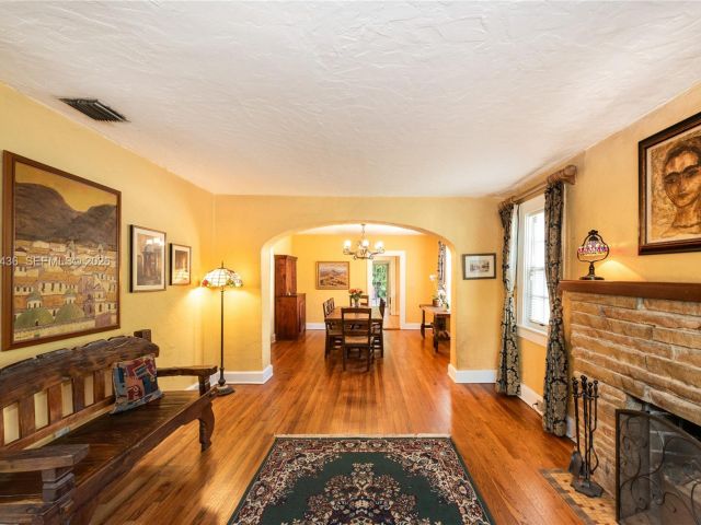 Home for sale at 1256 Algeria Ave - photo 7515492