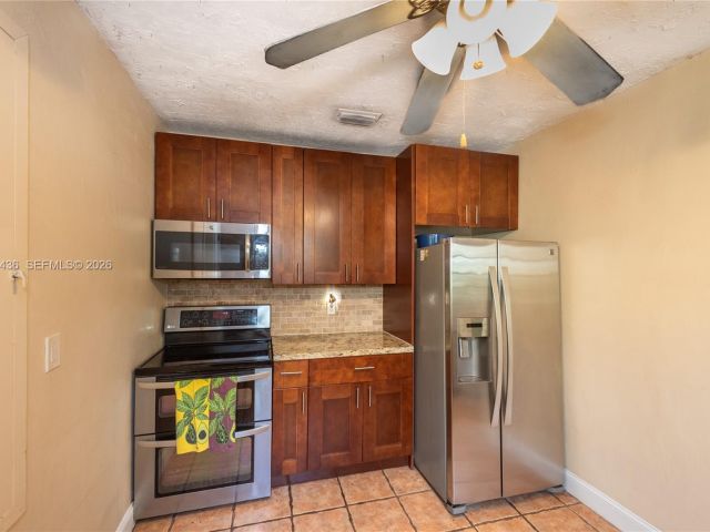 Home for sale at 1256 Algeria Ave - photo 7515494