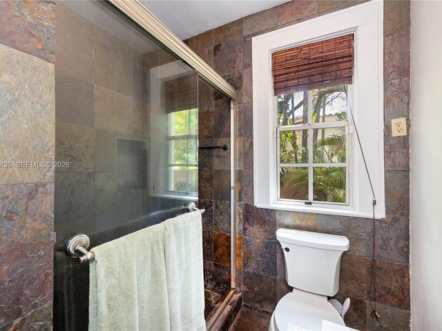 Home for sale at 1256 Algeria Ave - photo 7515501