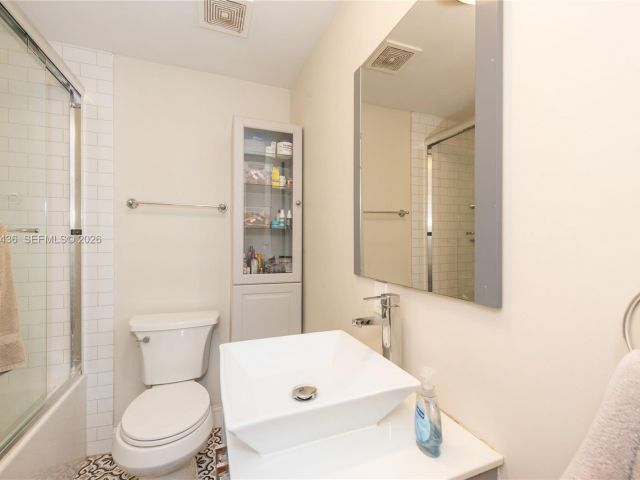 Home for sale at 1256 Algeria Ave - photo 7515507