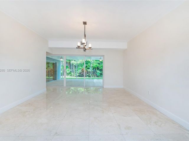 Home for sale at 310 Harbor Ct - photo 7347358