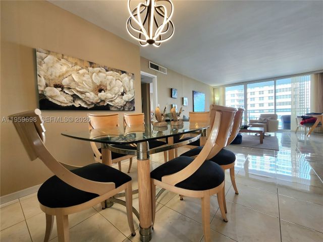 2-bedroom condo for sale in Hallandale Beach - 2030 S Ocean Dr 823 - MondialRealty